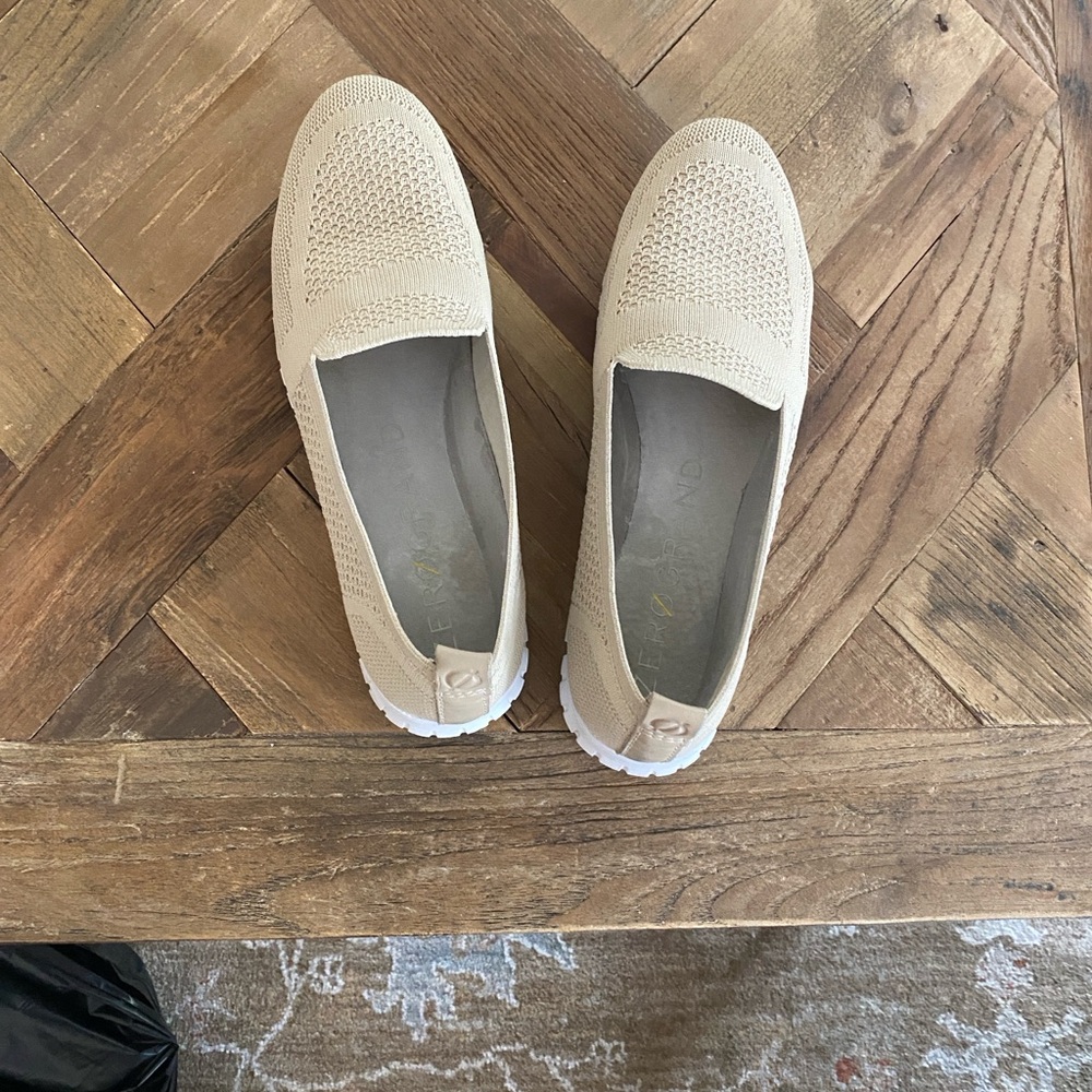 Cole Haan Cream Flats
